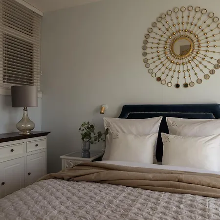 Flatbook - Deo Plaza Premium Riverside Prestige Apartment, *
