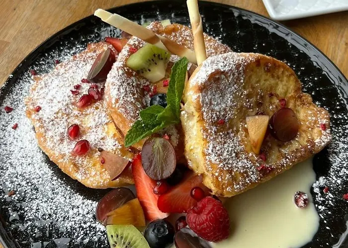 Flatbook - Deo Plaza Premium Riverside Prestige Apartment,